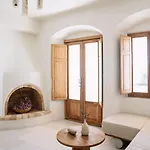 Ammothines Cycladic * Agios Arsenios