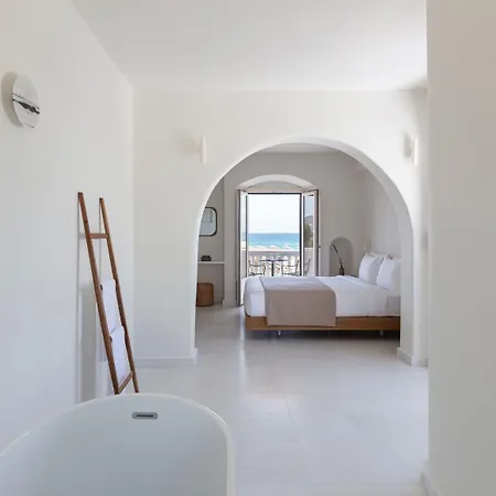 Ammothines Cycladic