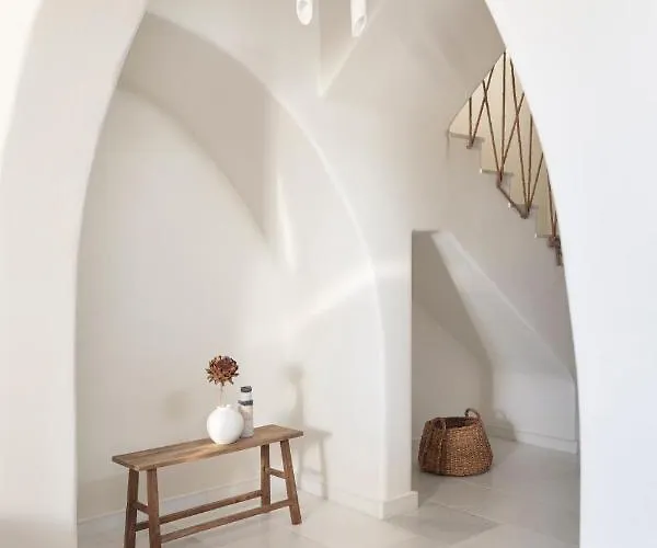 Ammothines Cycladic Hotel